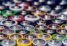 Opportunities of second-life batteries in the renewable and energy storage industries